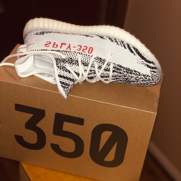adidas Shoes - Holiday Classic Yeezy Zebras!